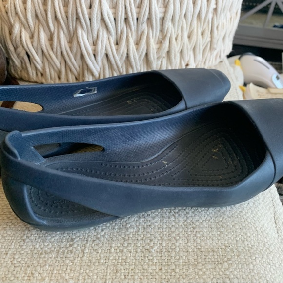 Crocs navy blue slip ons​ - Picture 2 of 4